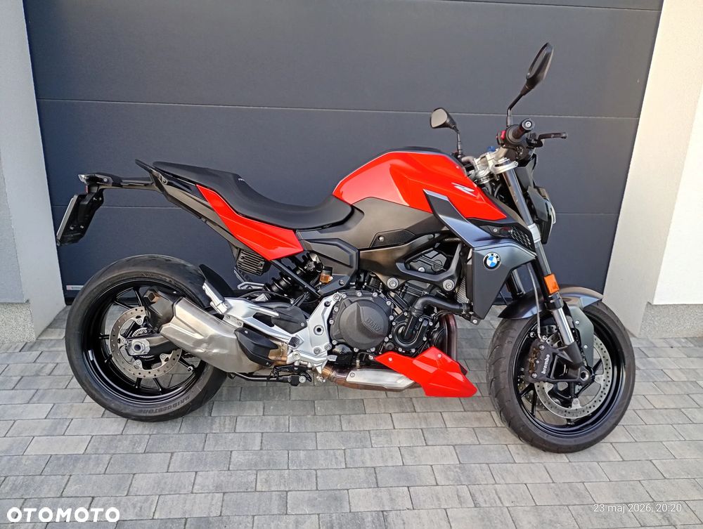 BMW F - 2