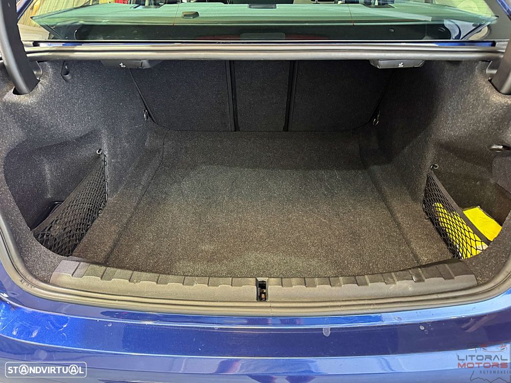 BMW 320 d Advantage Auto - 11