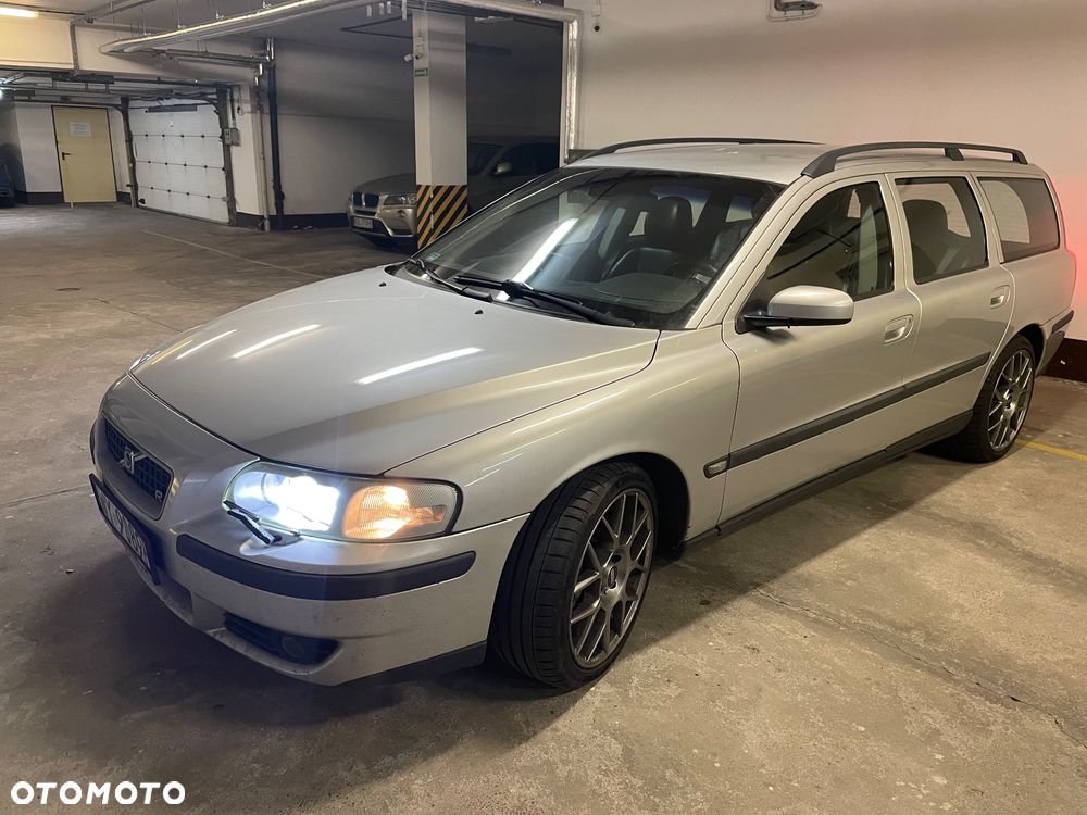 Volvo V70 2.5 R - 1