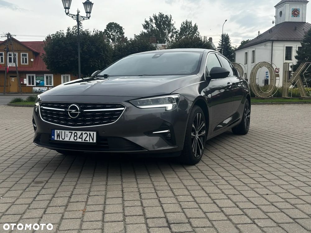 Opel Insignia 2.0 CDTI Elegance S&S - 2