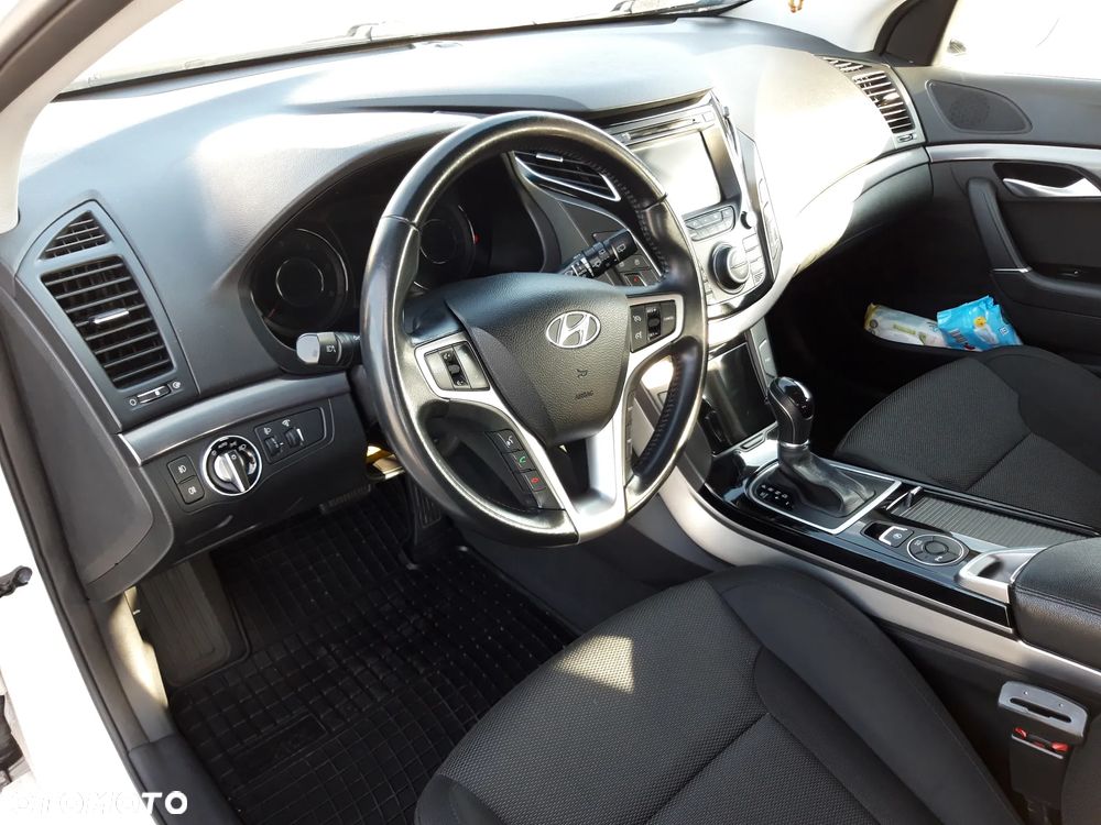 Hyundai i40 - 16