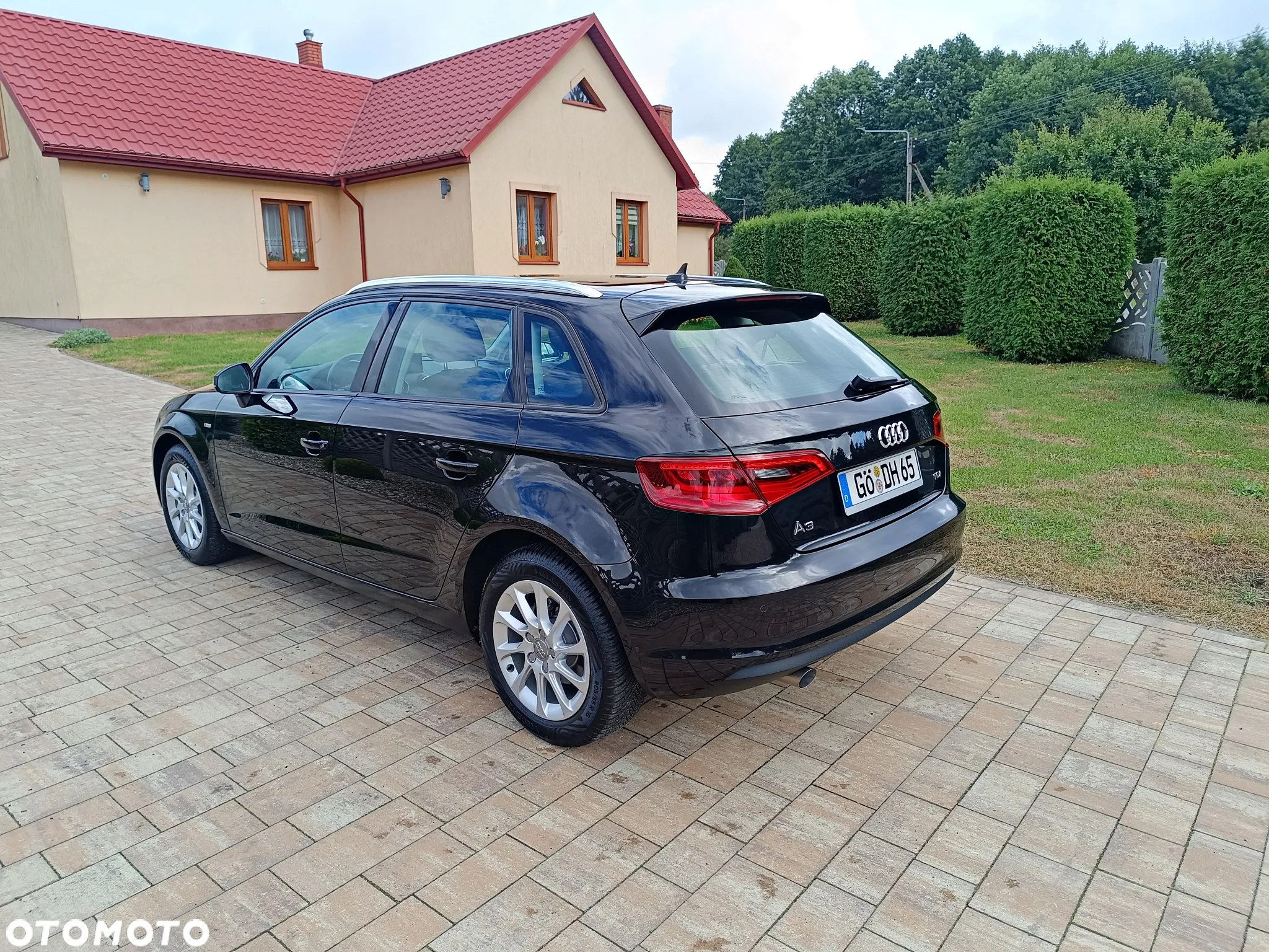 Audi A3 1.6 TDI S line Sportpaket - 3
