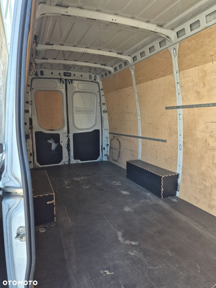 Iveco 35S16V (32727) - 10