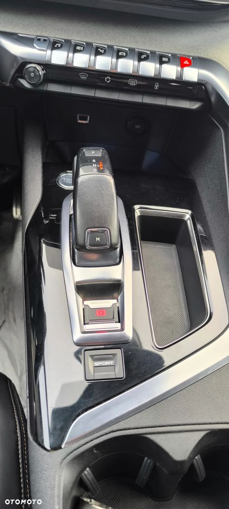 Peugeot 5008 BlueHDi 180 EAT6 GT - 27