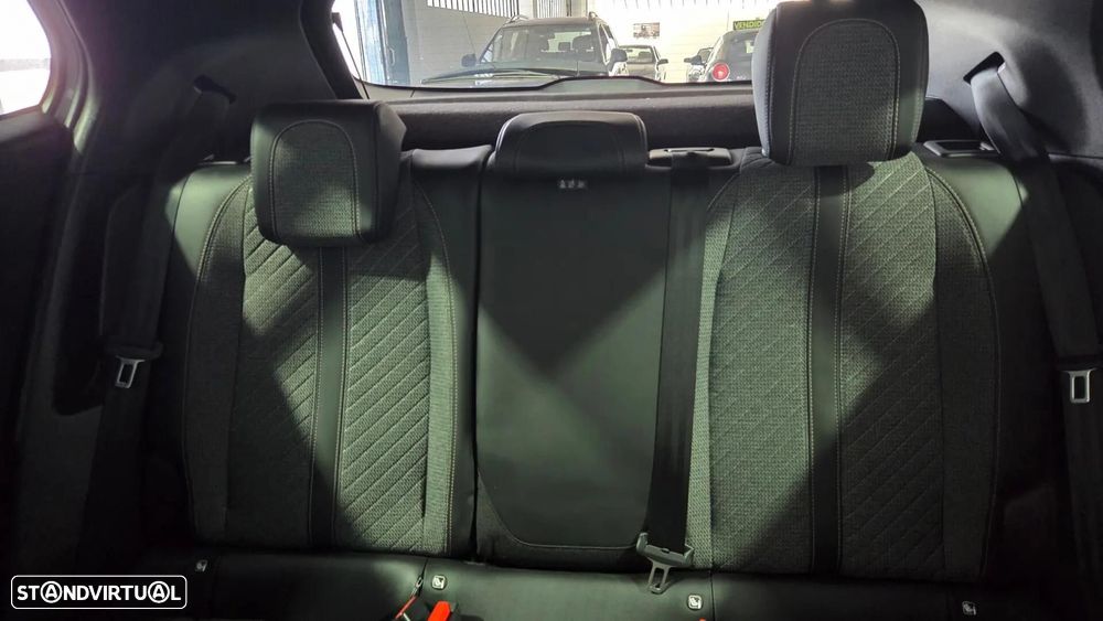 Peugeot 2008 PureTech 100 Stop&Start Allure - 18