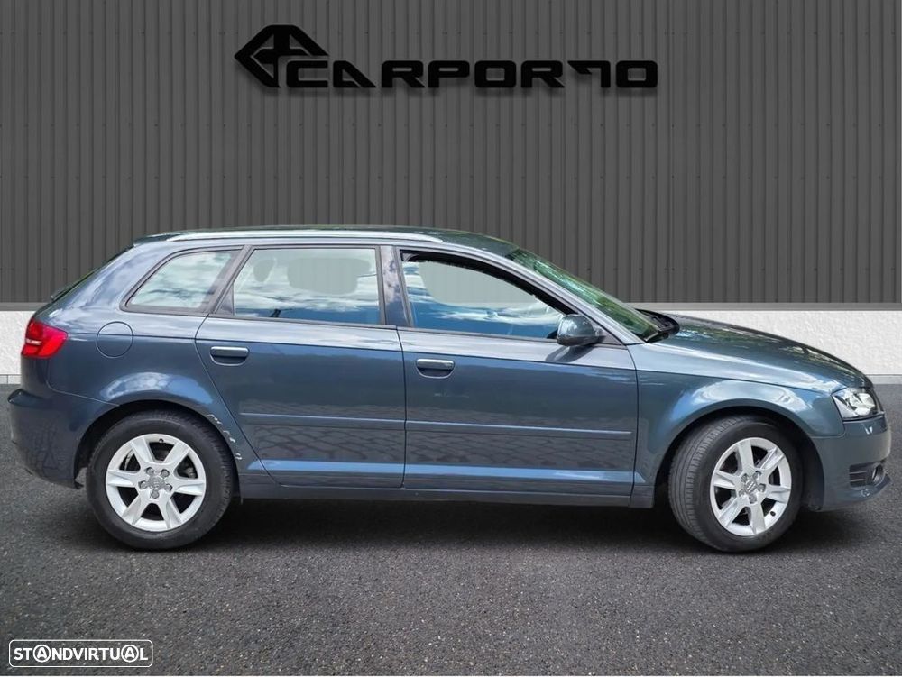 Audi A3 Sportback 2.0 TDi Attraction — fotografia 4