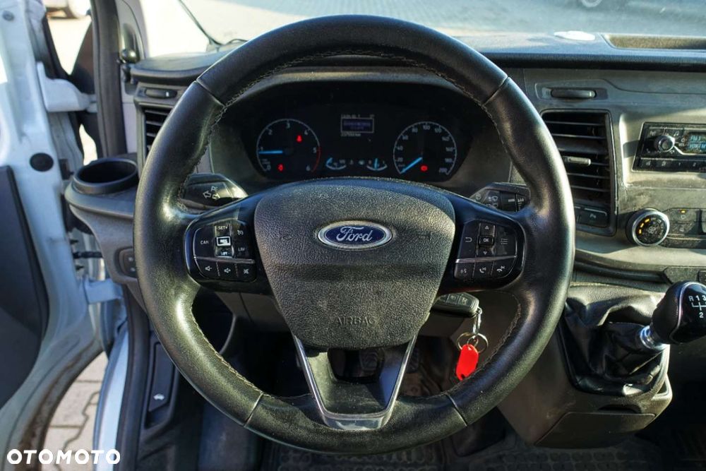 Ford Transit Custom - 11