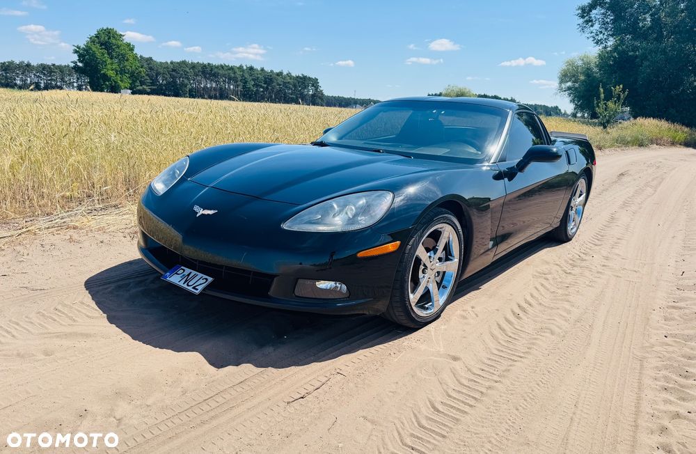 Chevrolet Corvette - 2