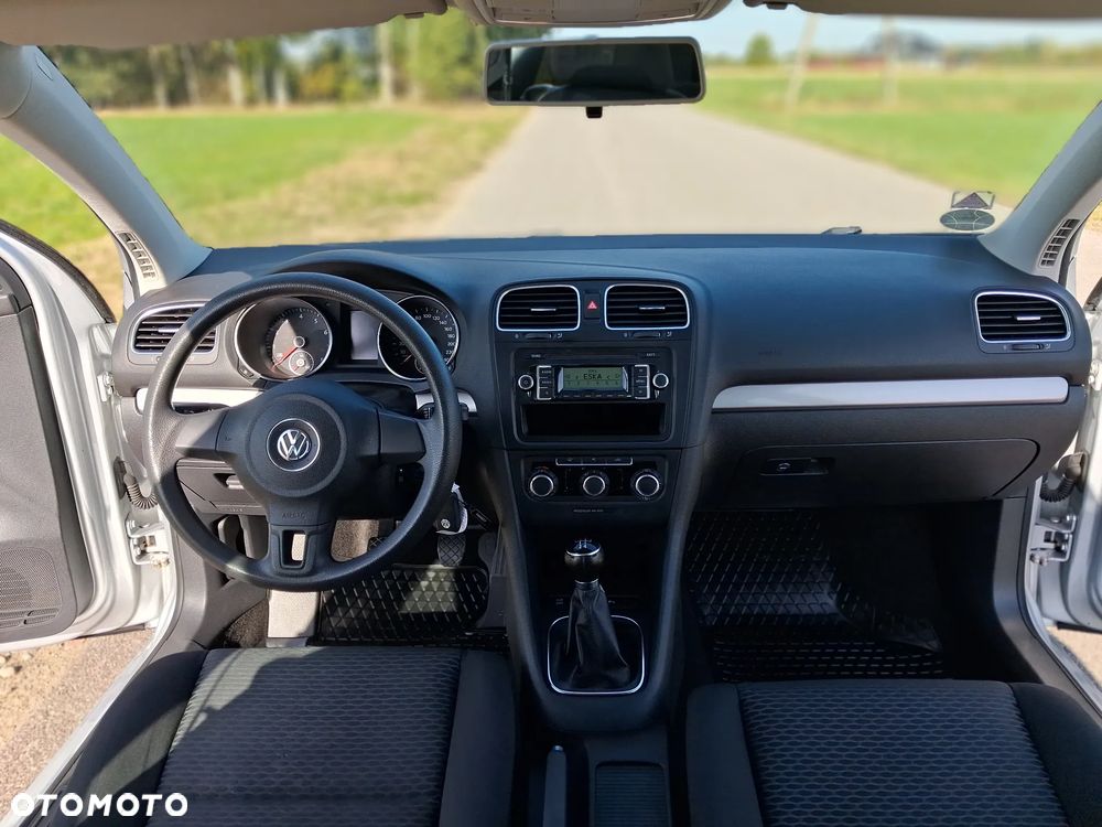 Volkswagen Golf - 9