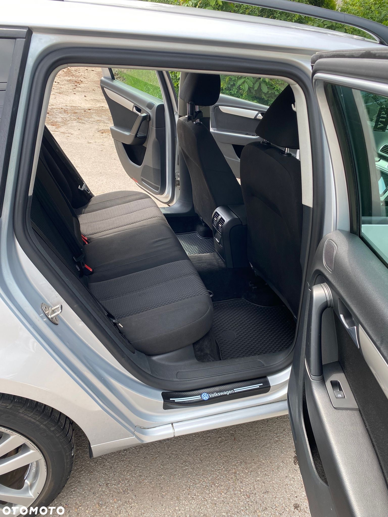 Volkswagen Passat 2.0 TDI Edition 40 DSG - 26