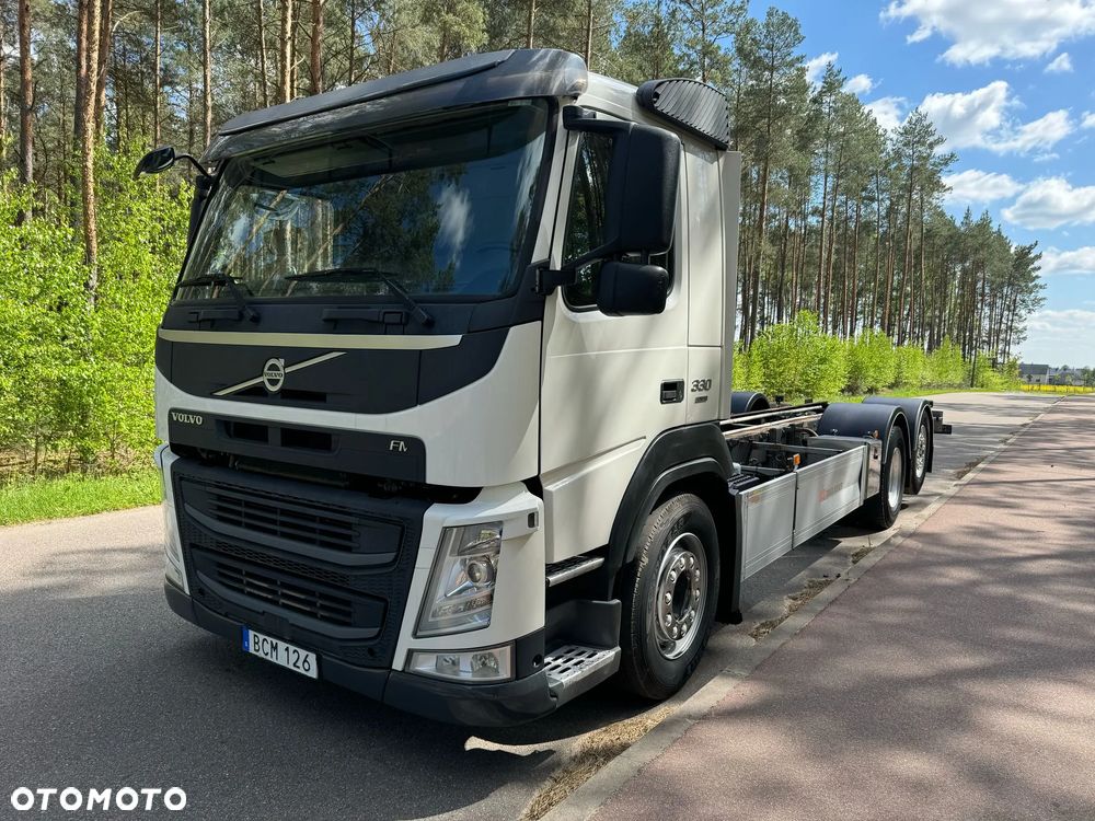 Volvo FM ,6X2 , 330KM ,Euro 6,