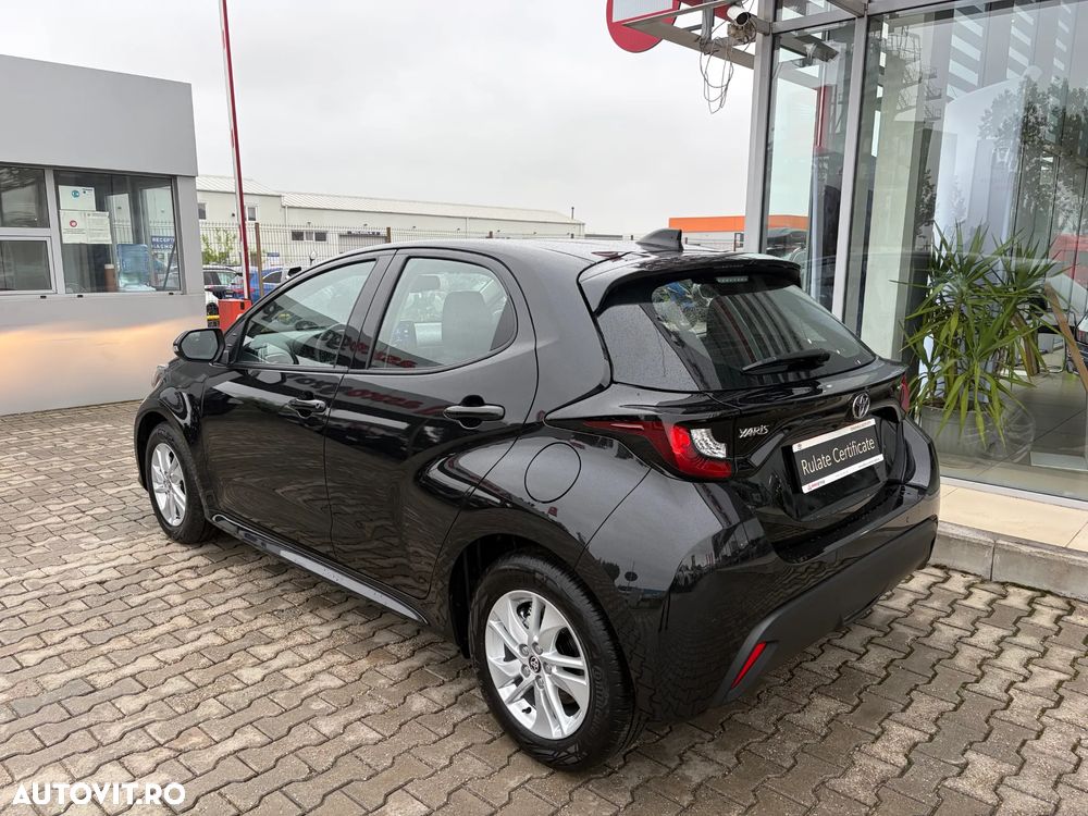 Toyota Yaris 1.5 VVT-i HSD Active - 5