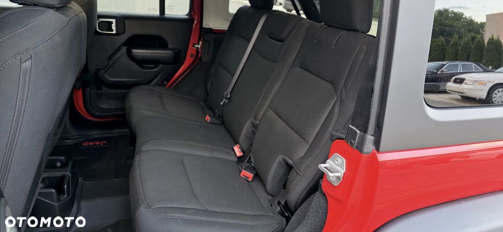 Jeep Wrangler Unlimited GME 2.0 Turbo Sport - 20