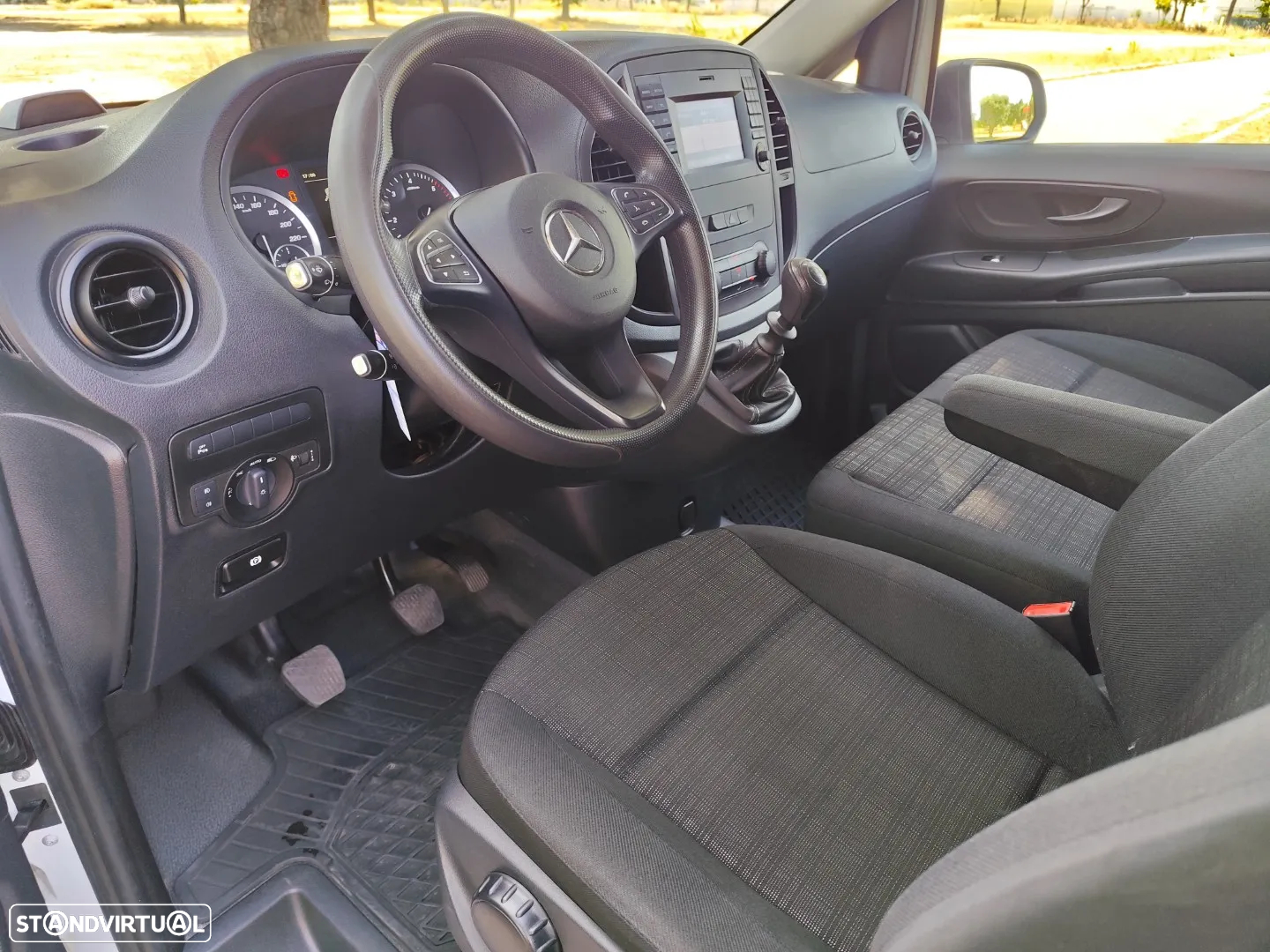 Mercedes-Benz Vito 111 CDi Longa - 9