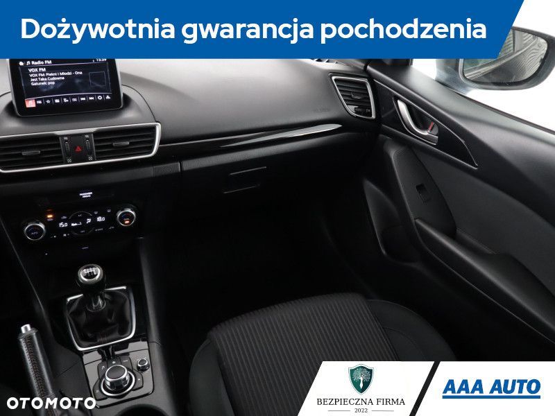 Mazda 3 - 10