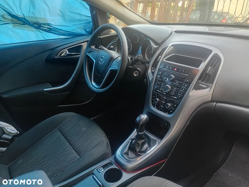 Opel Astra - 11