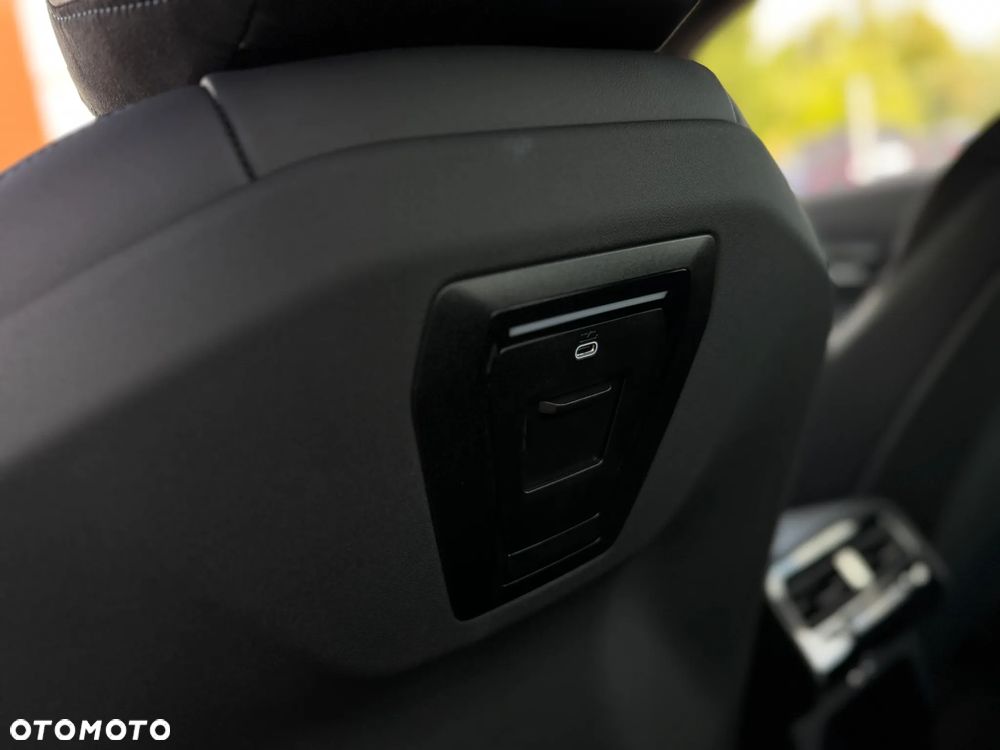 BMW Seria 5 520d xDrive mHEV M Sport - 18