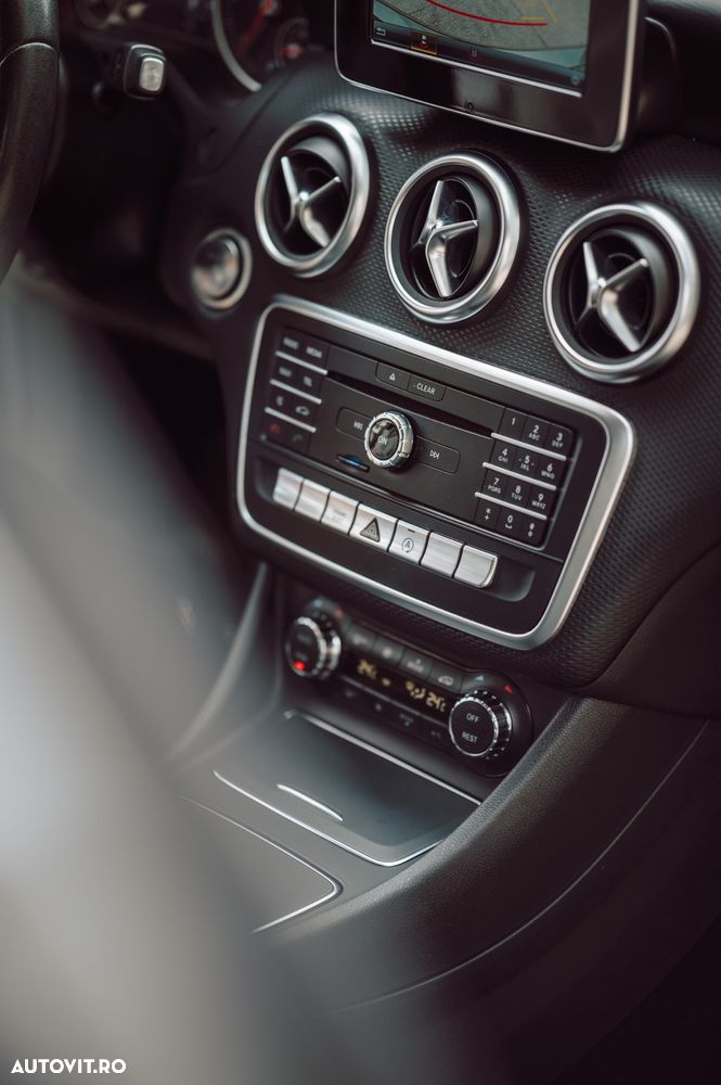 Mercedes-Benz A 200 d 4MATIC Aut. - 11