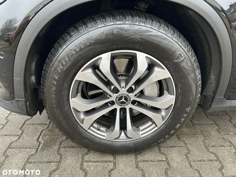 Mercedes-Benz GLC - 9