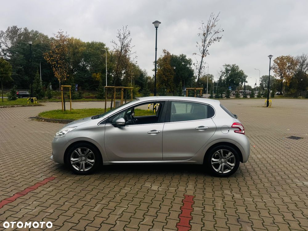 Peugeot 208 1.6 VTi Allure - 9