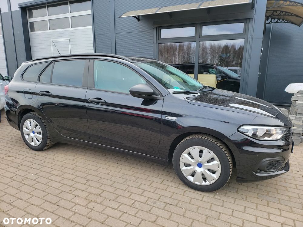 Fiat Tipo 1.4 16v Lounge EU6d - 36