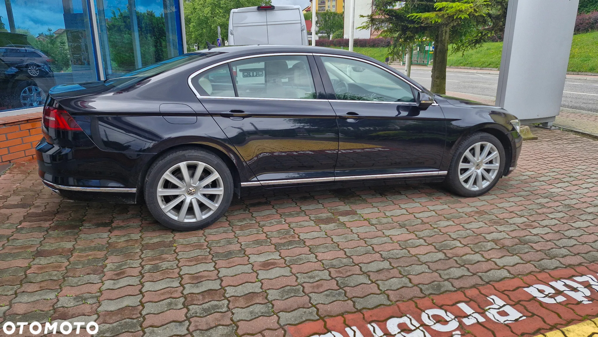 Volkswagen Passat - 5