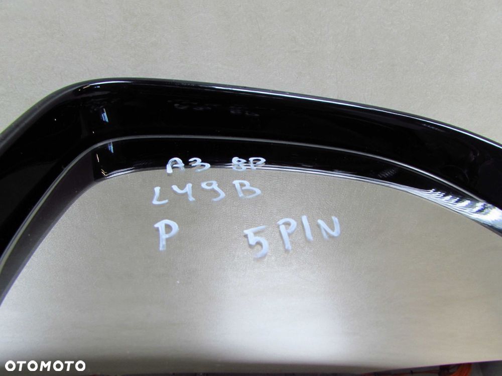 AUDI A3 8P LIFT 09-13 LUSTERKO PRAWE 5 PIN OBUDOWA LY9B - 6