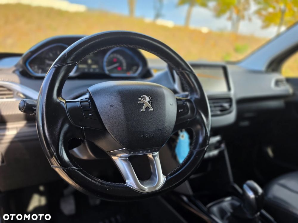 Peugeot 2008 1.6 BlueHDi Allure - 18