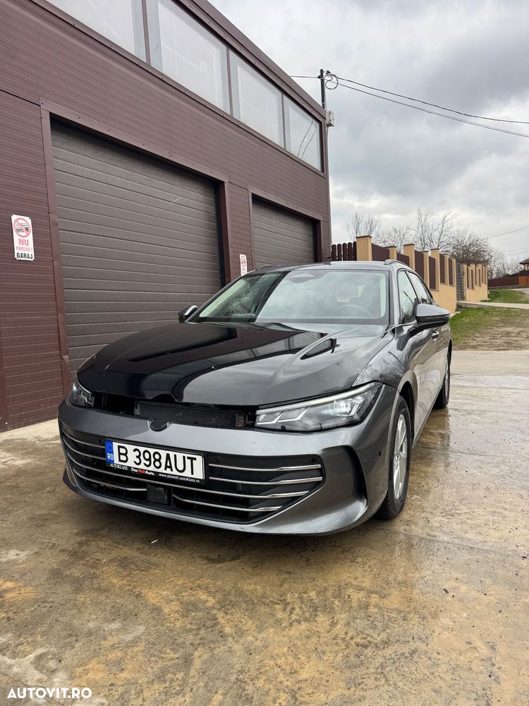 Volkswagen Passat 1.5 eTSI DSG MHEV Business - 4