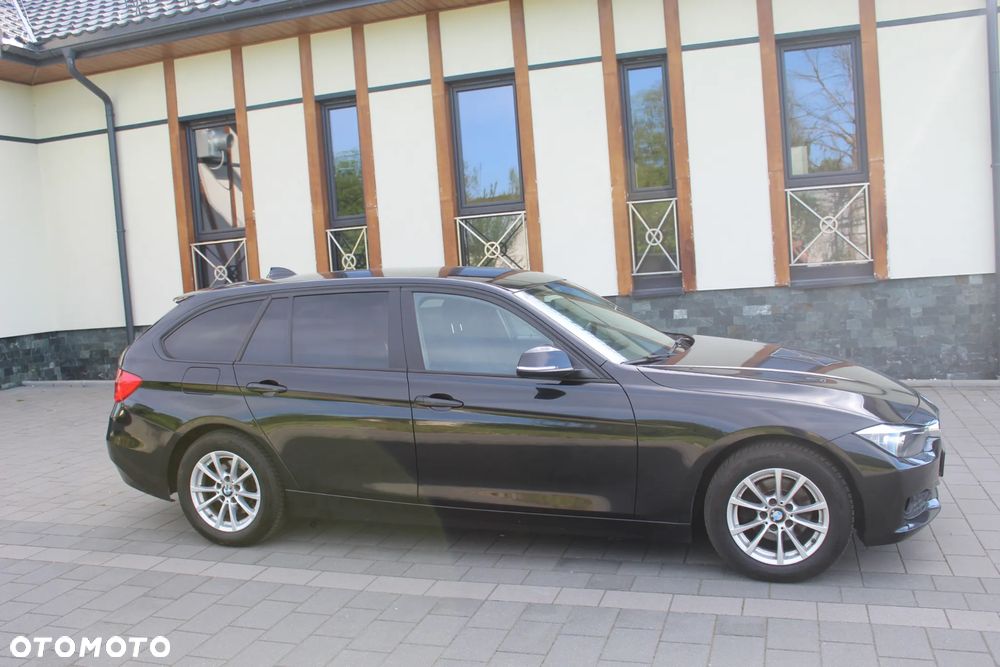 BMW Seria 3 318d - 4