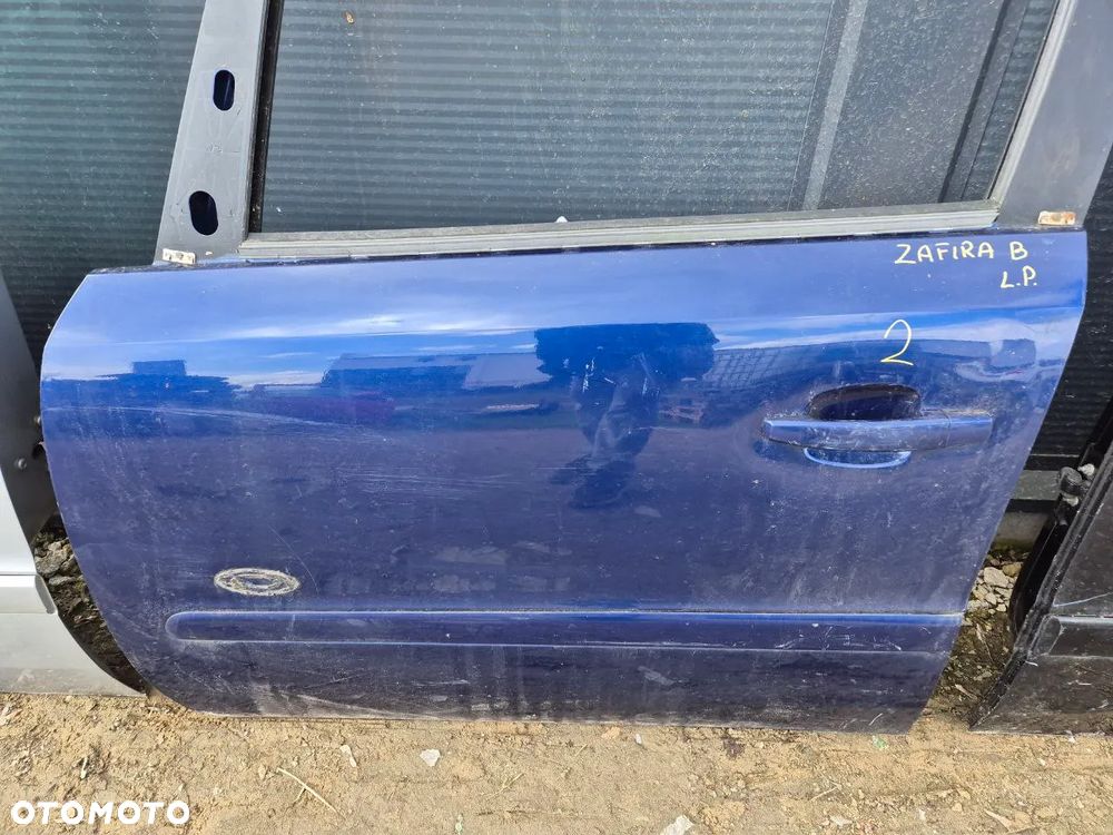 DRZWI KLAPA MASKA OPEL ZAFIRA II B - 7