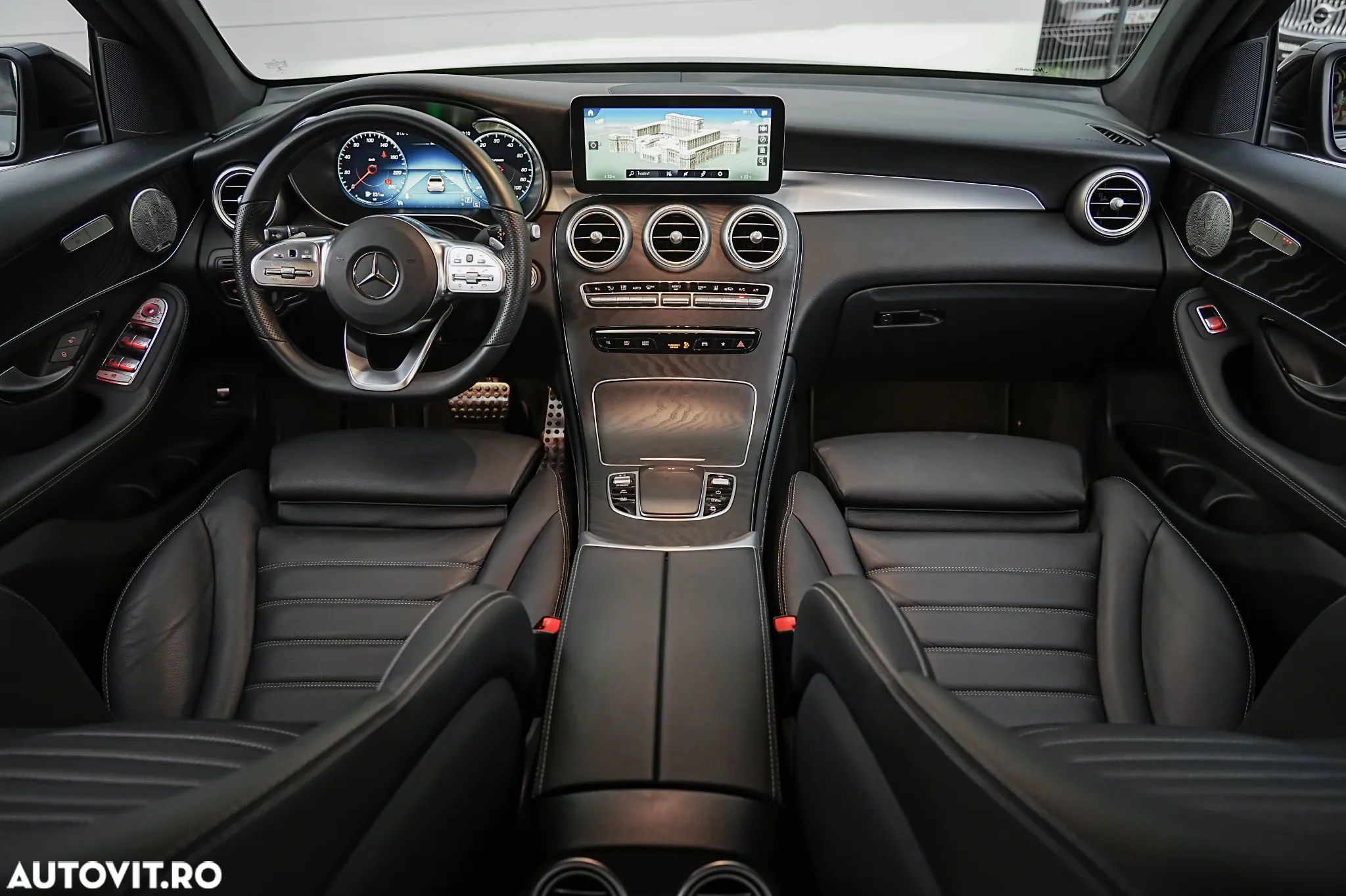 Mercedes-Benz GLC 300 de 4Matic 9G-TRONIC AMG Line Plus - 3