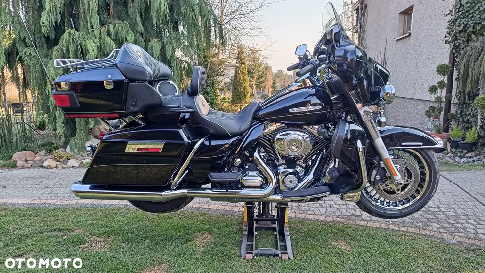 Harley-Davidson FLH Electra Glide - 6