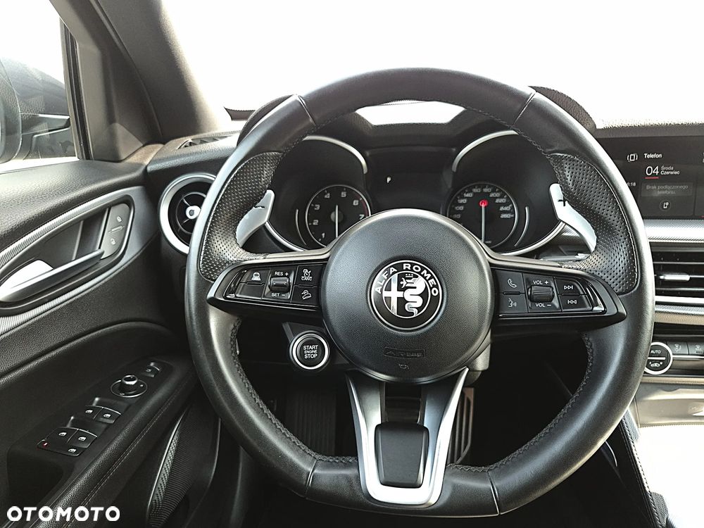 Alfa Romeo Stelvio 2.0 Turbo Sprint Q4 - 12