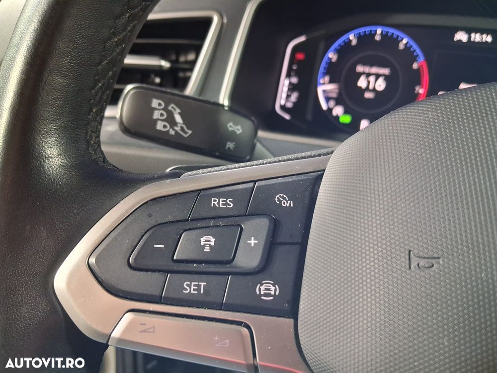 Volkswagen T-Roc 1.5 TSI DSG Style - 16