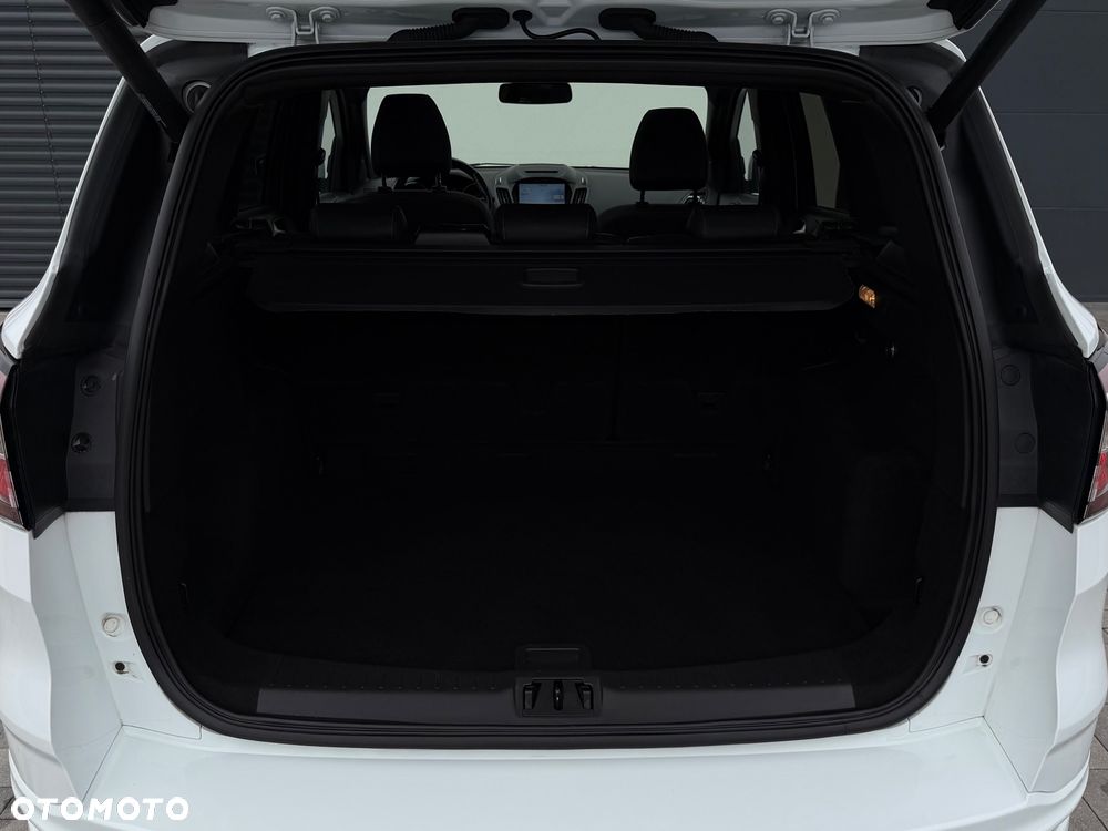 Ford Kuga 2.0 TDCi 4x4 ST-Line - 33