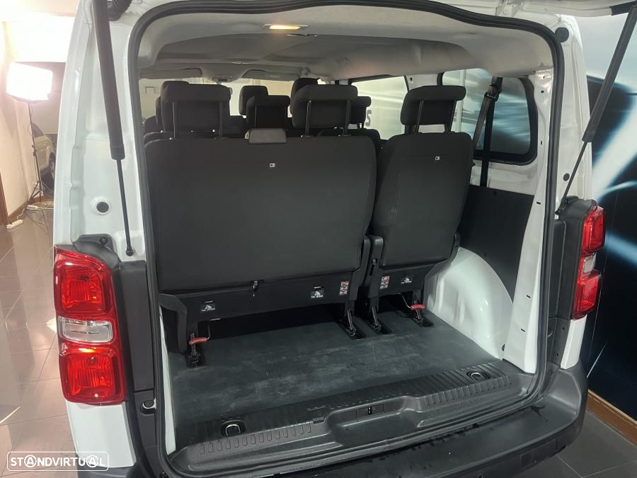 Opel Vivaro 1.5 CDTi L1H1 Essentia - 11