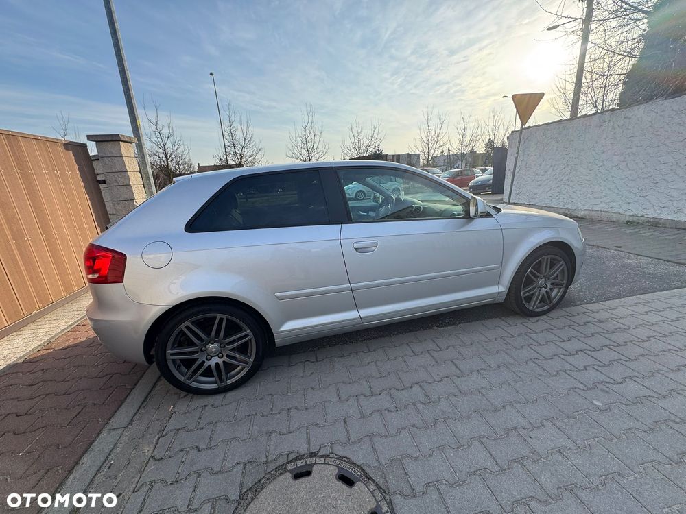 Audi A3 3-drzwiowe 1.8 TFSI Ambiente - 20