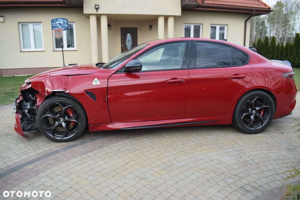 Alfa Romeo Giulia 2.9 Bi Turbo V6 Quadrifoglio - 4