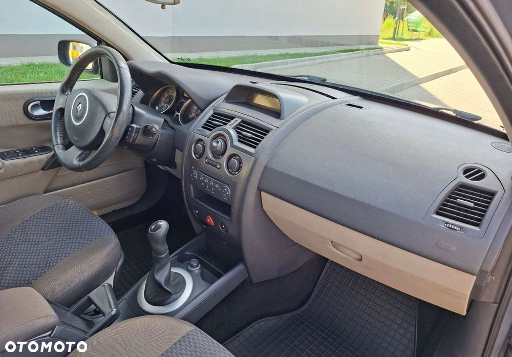 Renault Megane - 10