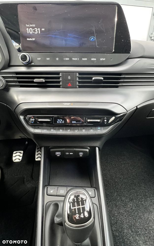 Hyundai Bayon 1.0 T-GDI Smart - 22