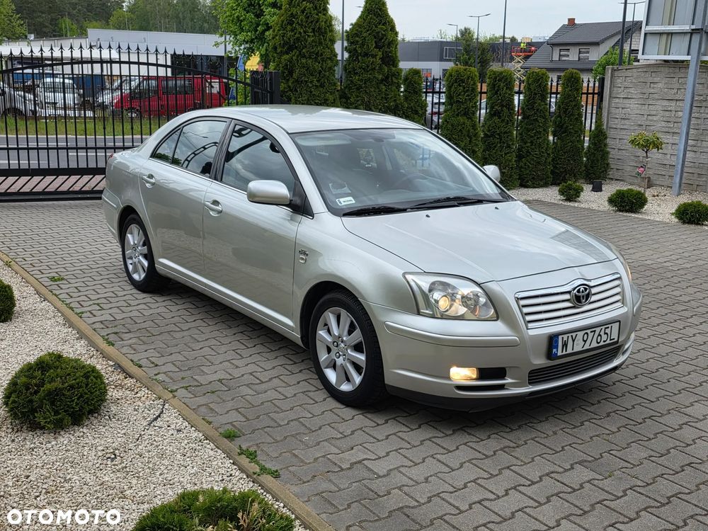 Toyota Avensis 2003 photo 4