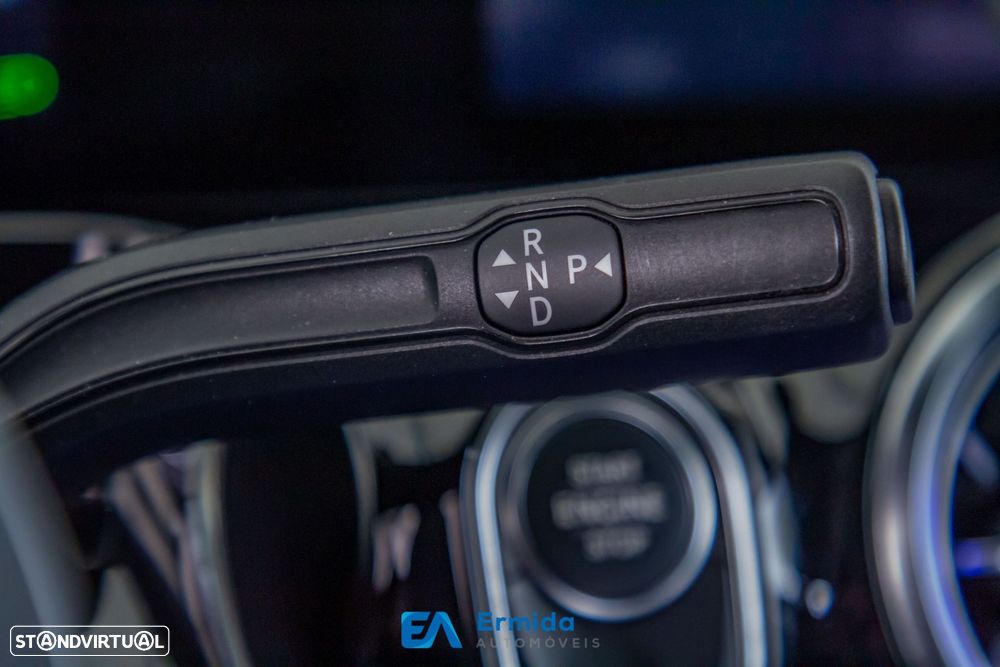 Mercedes-Benz GLA 250 - 52