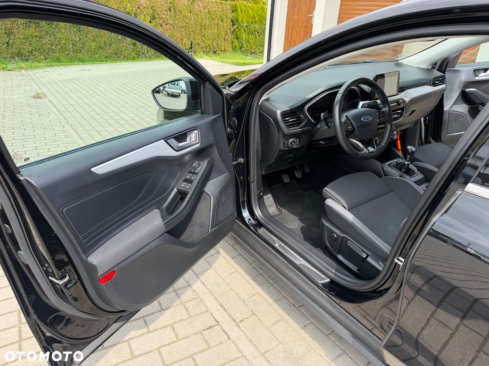 Ford Focus SW 1.5 EcoBlue S&S COOL&CONNECT - 5