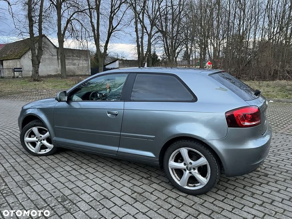 Audi A3 3-drzwiowe 1.9 TDI DPF Ambiente - 2
