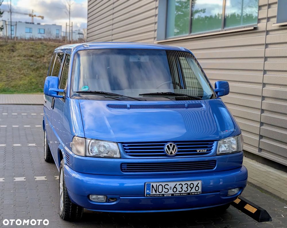 Volkswagen Multivan - 13
