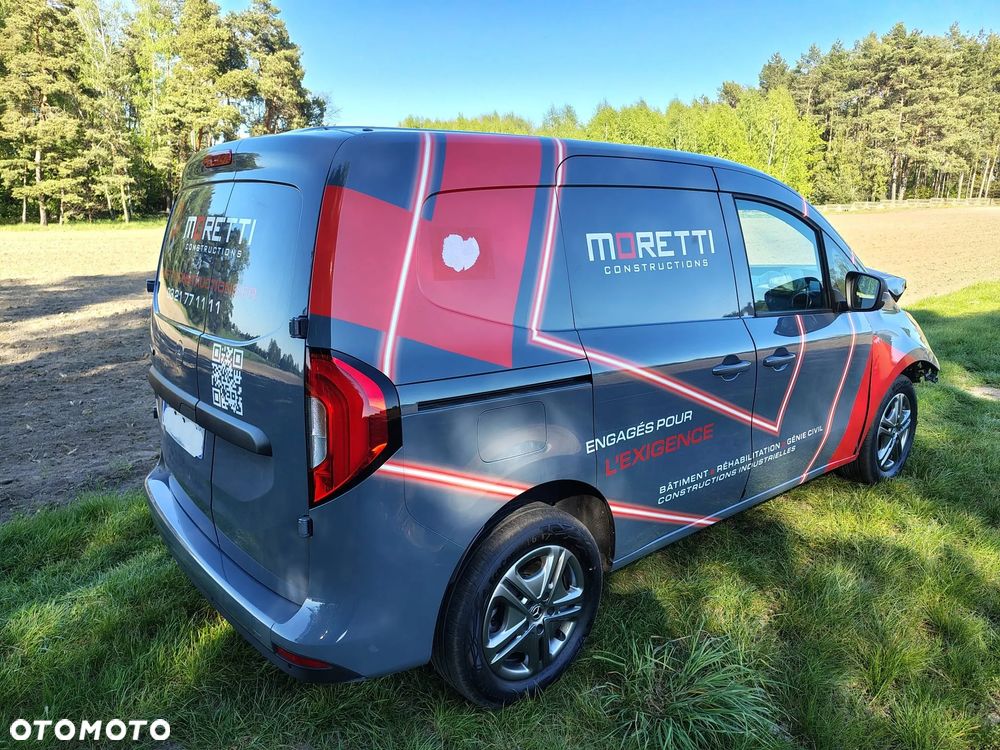 Mercedes-Benz ecitan - 8