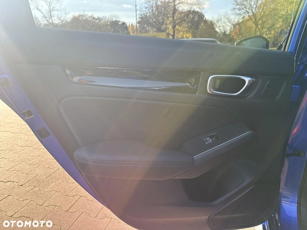 Honda Civic 2.0 i-MMD Advance BSI CVT - 19