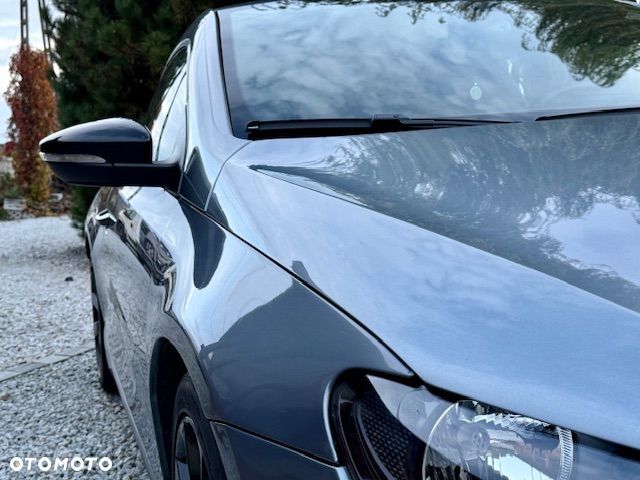 Volkswagen Scirocco 2.0 TDI - 13