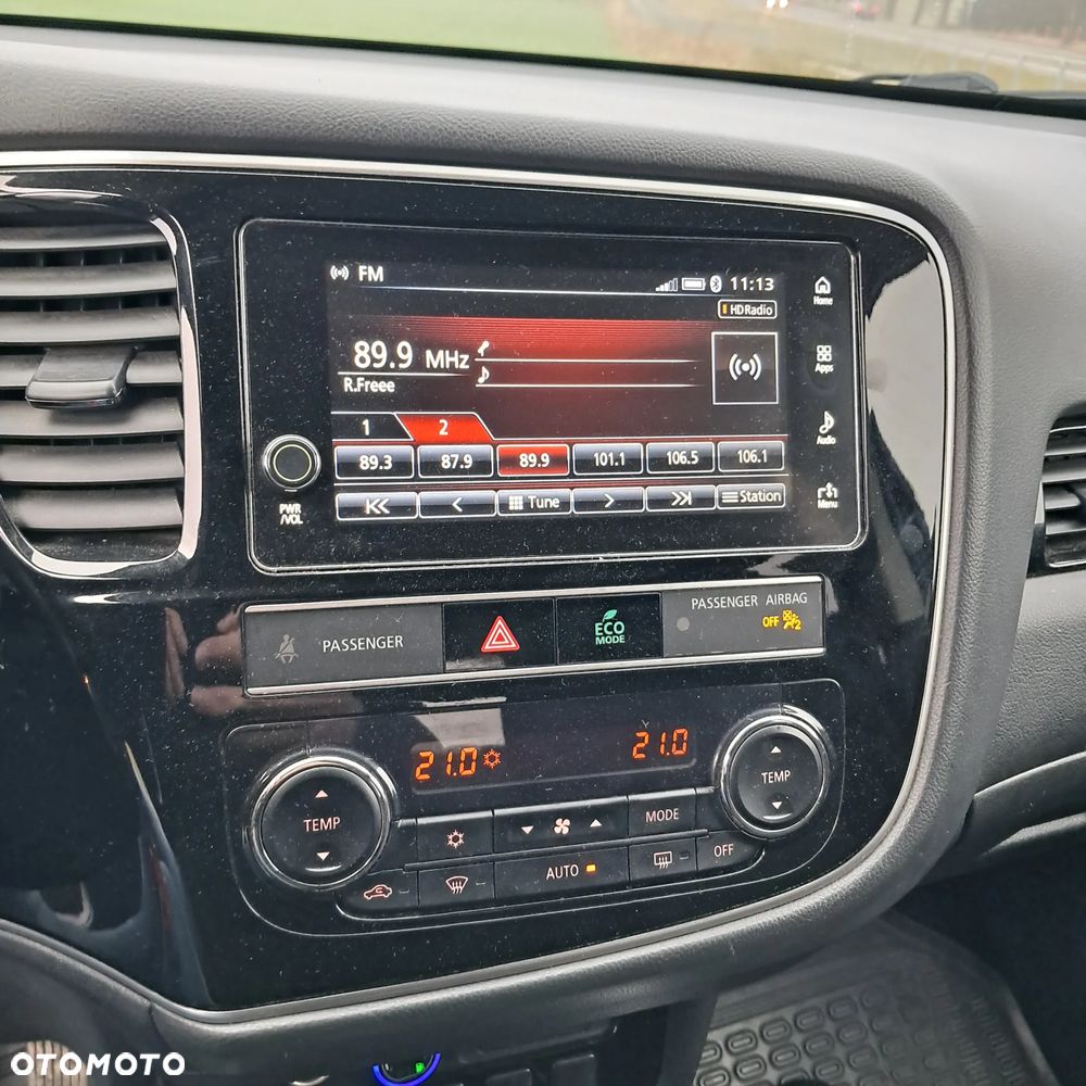 Mitsubishi Outlander - 8